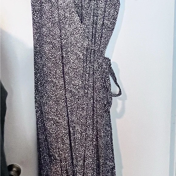 NWOT  MIDI Roxy wrap around dress w/ pockets Sz Large (12) - Picture 4 of 13